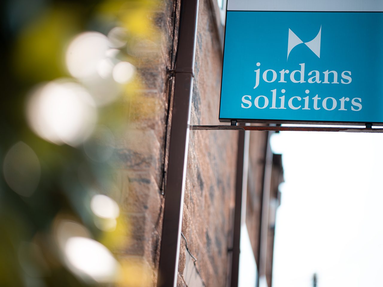 Jordans Horsforth Exterior 002