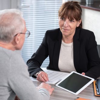 Solicitor app l 181033978