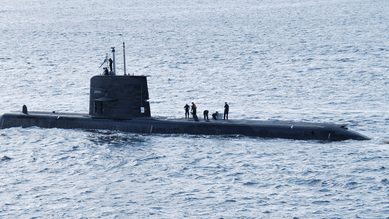 Submarine